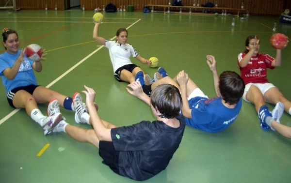 2009-10-jugend-handballcamp_1