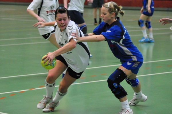 2010-01-pfalzpokal-damen2-damen1_13